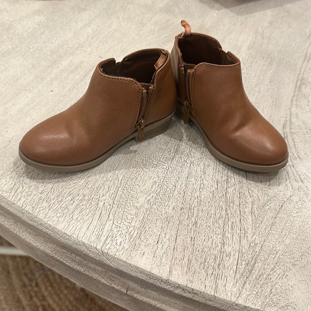 Old Navy Toddler booties